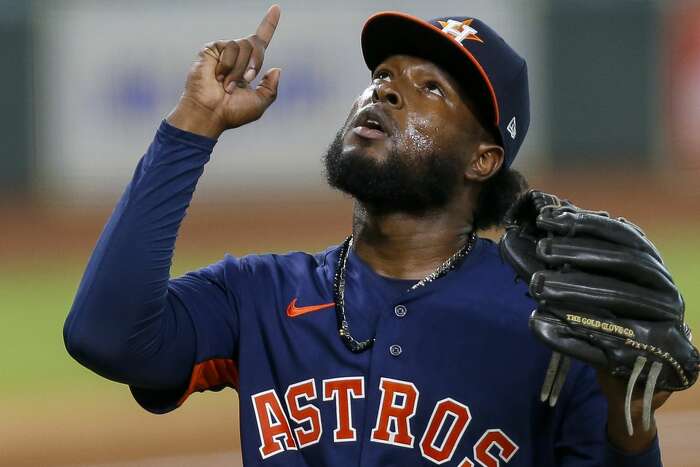 Knee soreness to sideline Astros' Yordan Alvarez 'three or four days