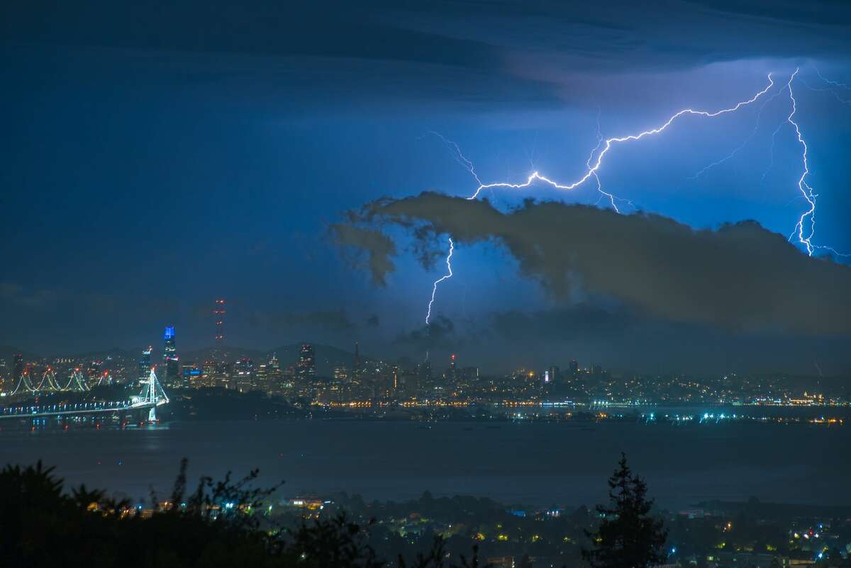 Second round of Bay Area thunderstorms in the forecast Monday