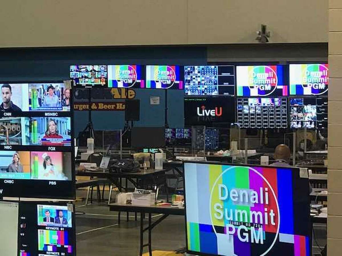 Get a look inside the DNC's virtual control room