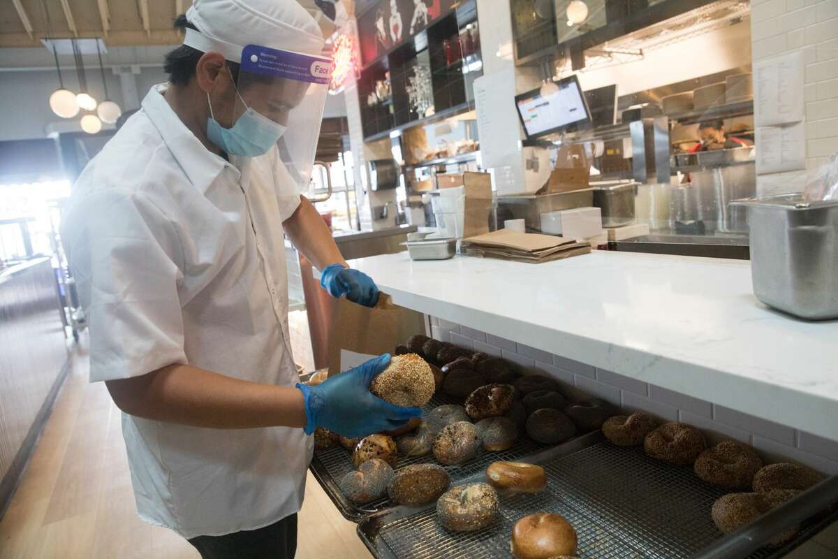 Saul's Deli gives bagel lovers a 'peak bagel experience'