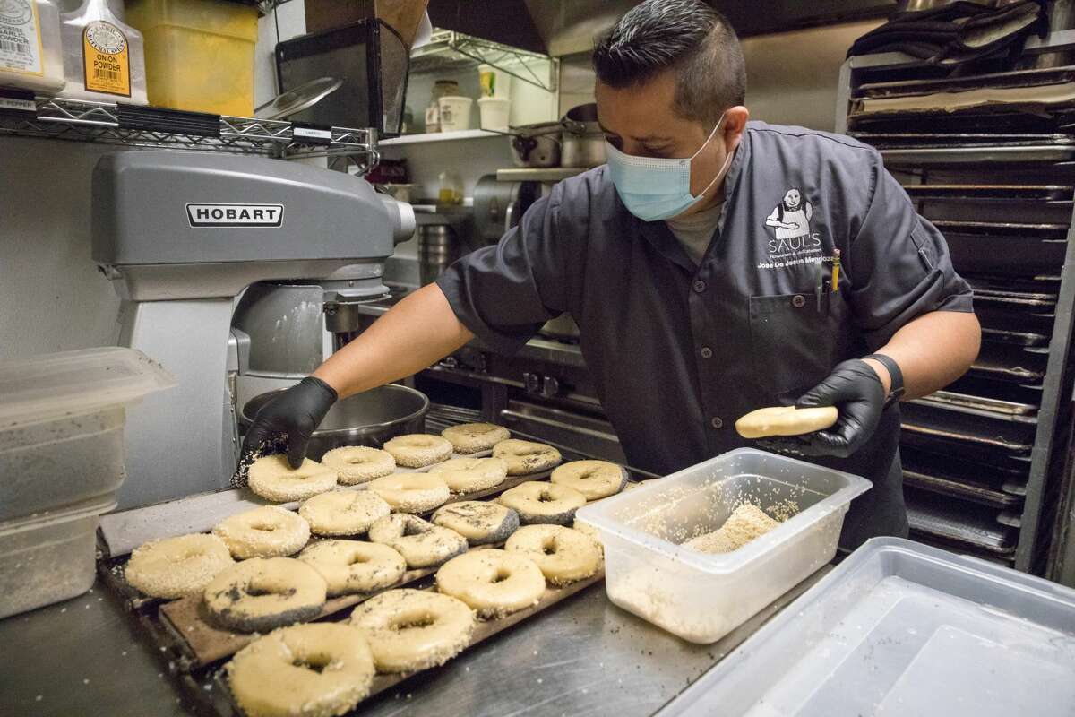 Saul's Deli gives bagel lovers a 'peak bagel experience'