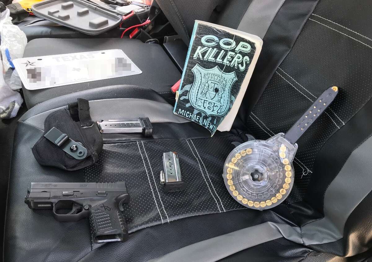 Armed Robbery Suspects Allegedly Had Gun Cop Killers Book In Car