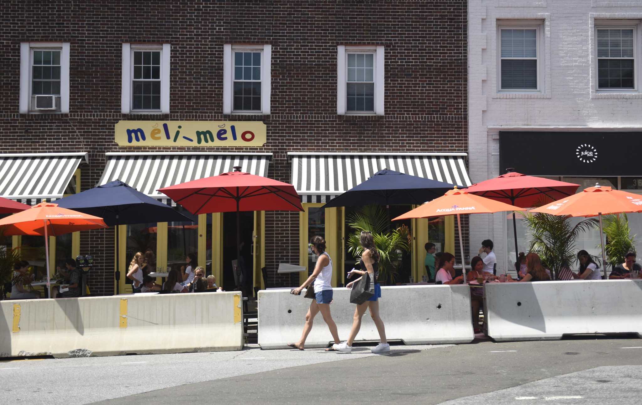 Greenwich extends outdoor dining program into December