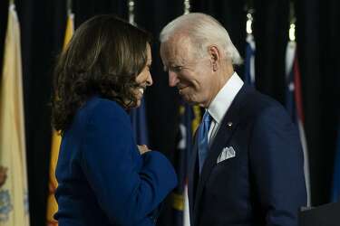 Running Mate Kamala Harris Aims For Great Heights Sfchronicle Com