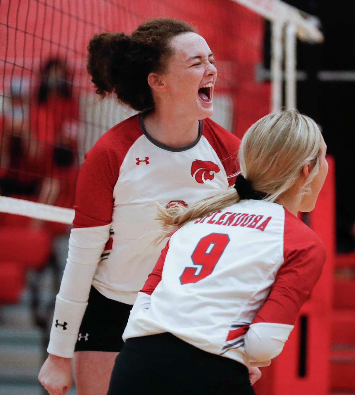 VOLLEYBALL: Splendora fights for five-set win over Bridge City