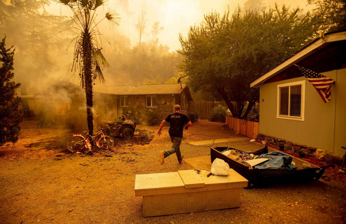 Napa County wildfires trigger more evacuations, Hennessey Fire ...