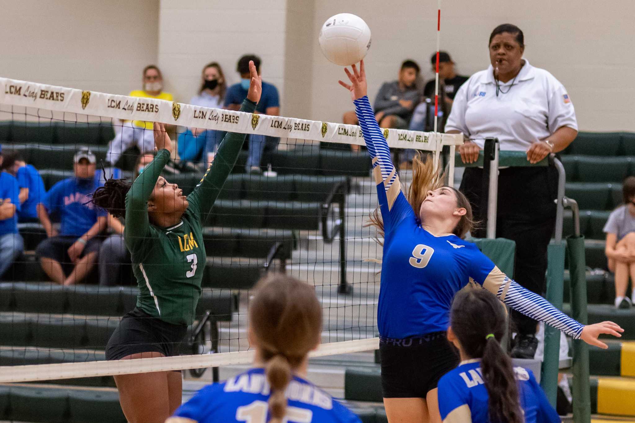 LC-M volleyball defeats Hamshire-Fannett in five sets