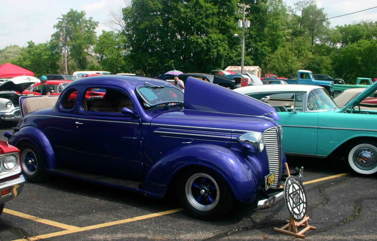 The Evart Car Club will cruise from Evart to Houghton Lake on Saturday, Aug. 22. (Herald Review file photo)
