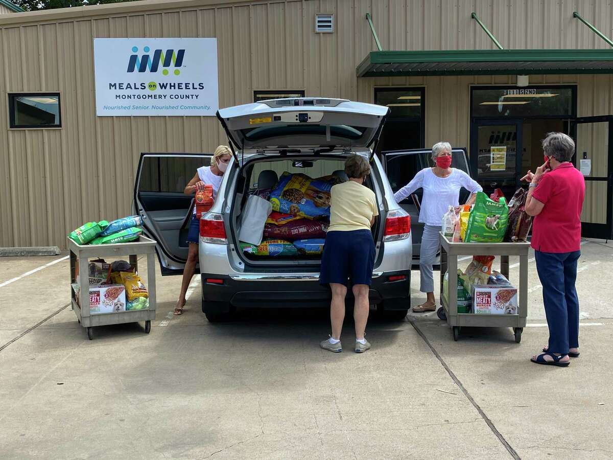 After reading about the need for more pet food donations, the North Shore Republican Women's group organized a pet food and donation drive for Meals on Wheels Montgomery County.