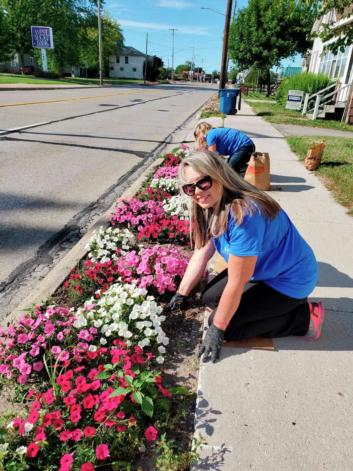 West Shore Bank creates Acts of Kindness Week