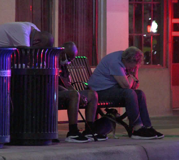 Water leak at downtown Robert E. Lee apartments forces residents to