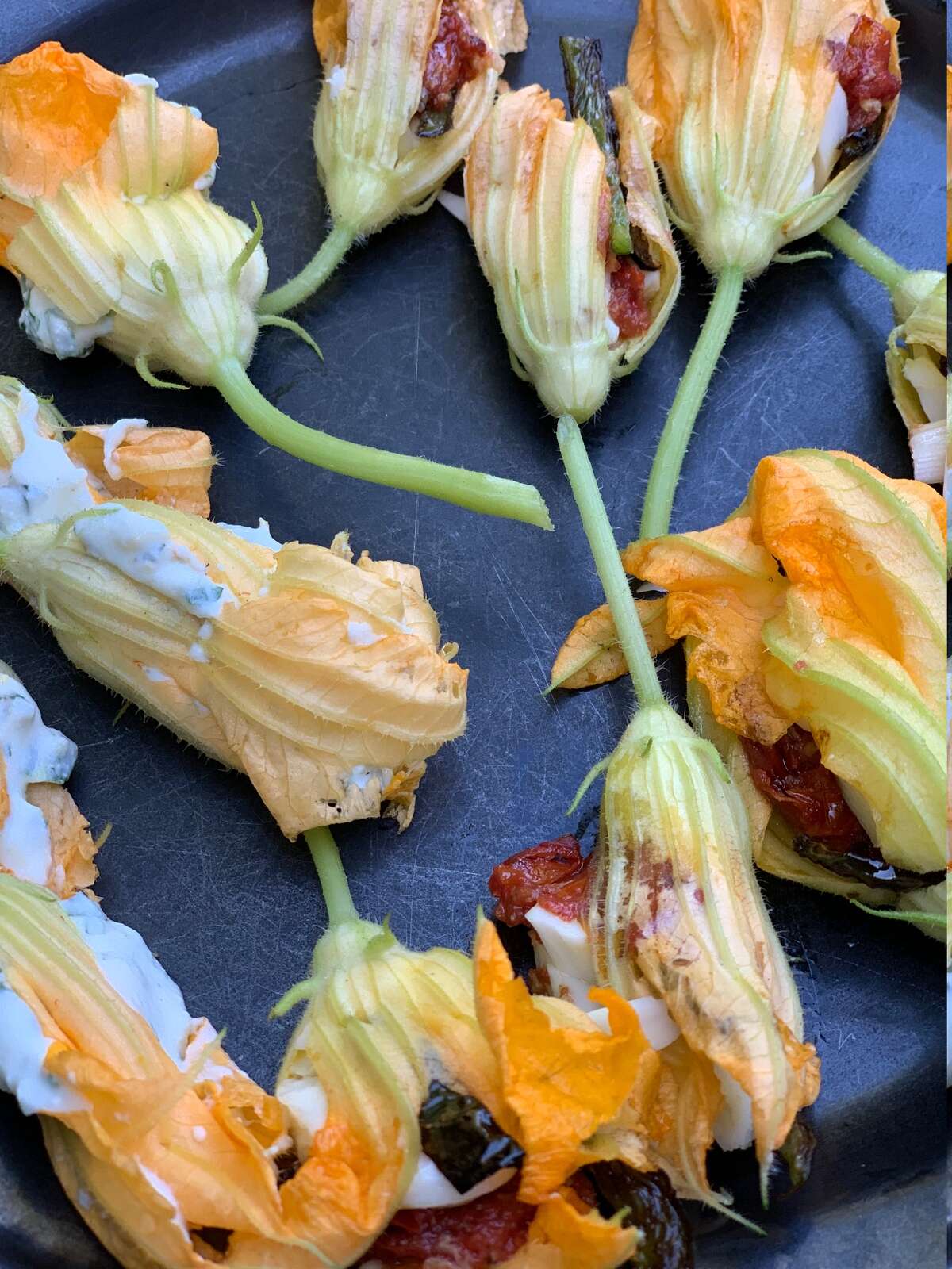 Squash blossom recipes to use up plant's endofseason bounty