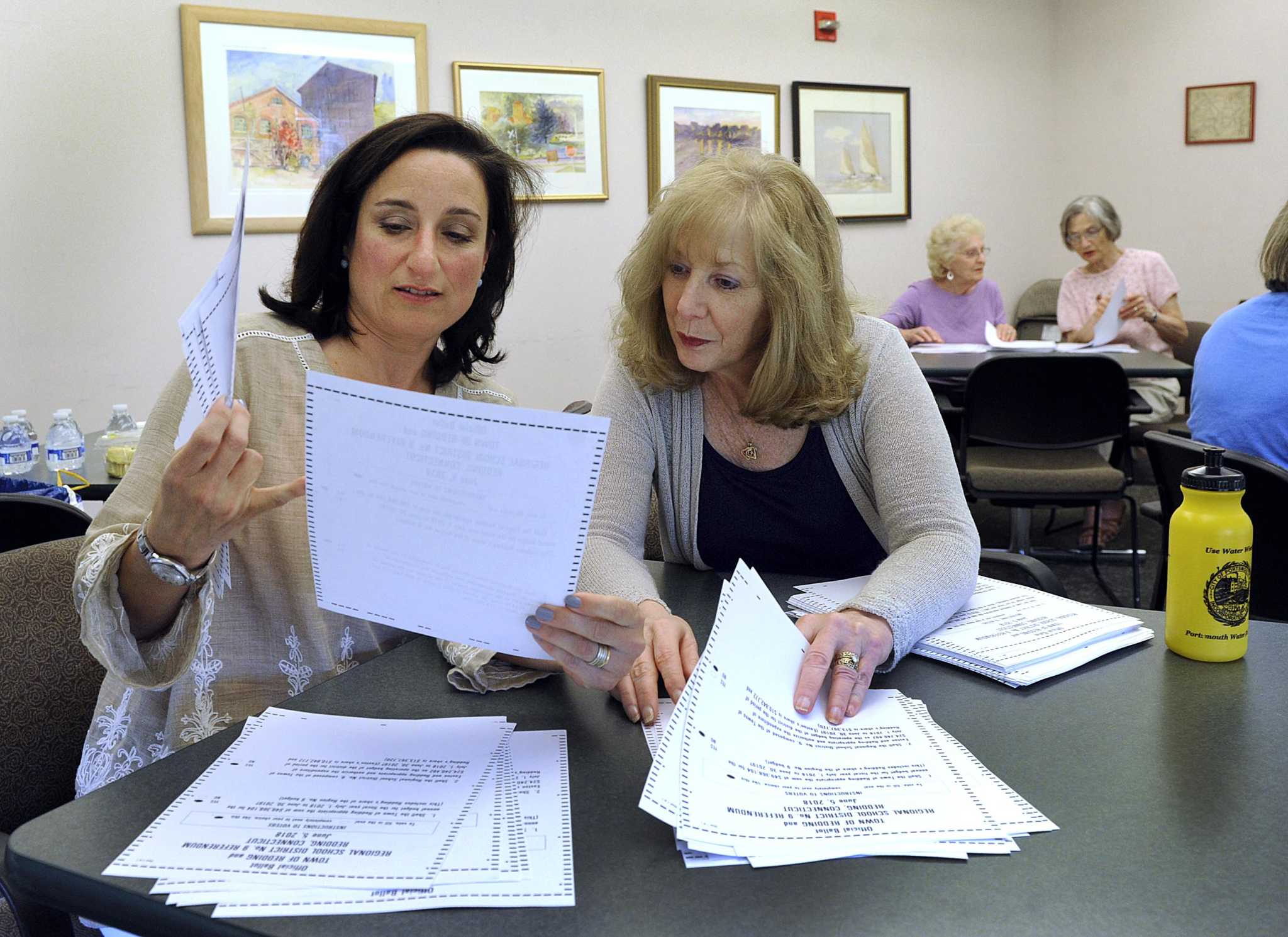 ‘I personally feel let down’: Some Conn. town clerks afraid, others ...