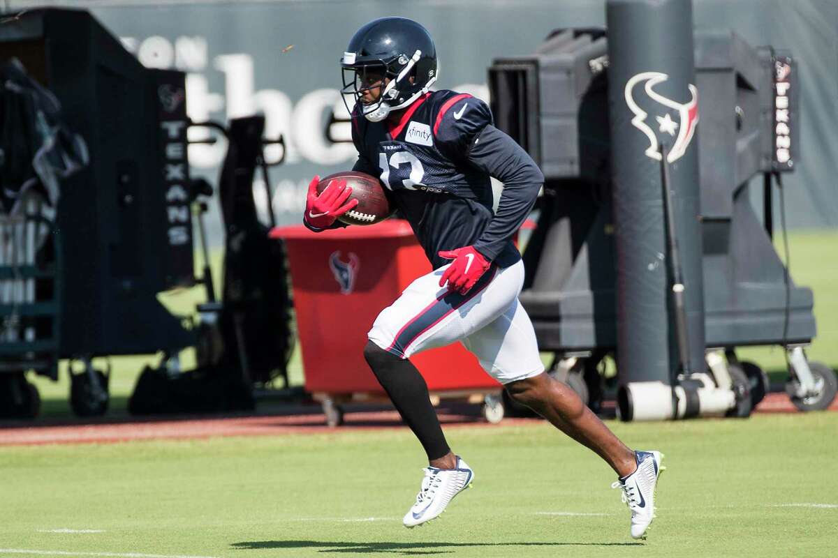 Wide receiver (13) Brandin Cooks of the Houston Texans against the