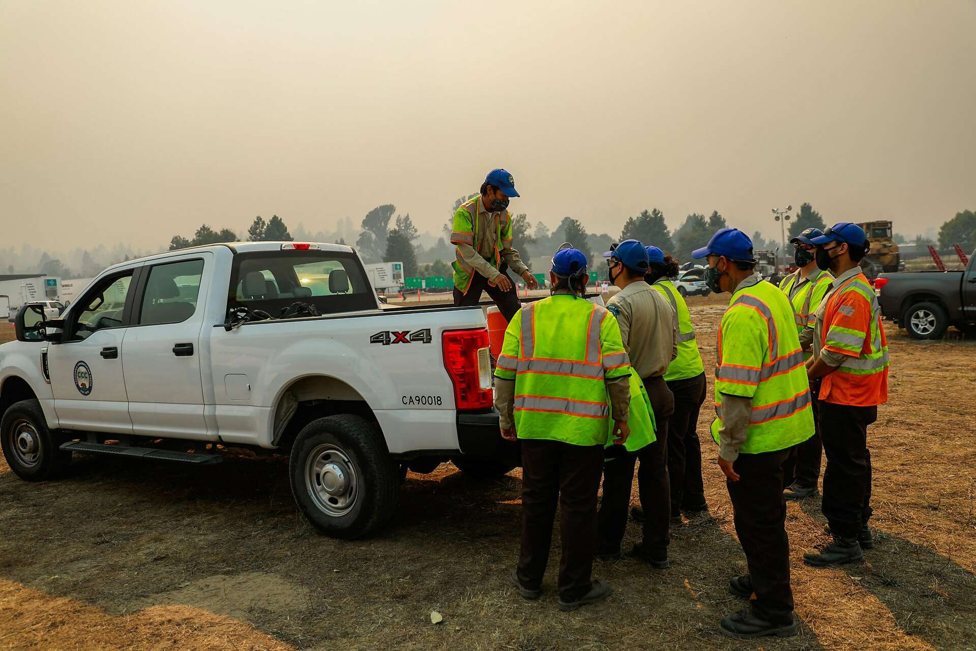 64,600 displaced by raging fires in San Mateo, Santa Cruz counties