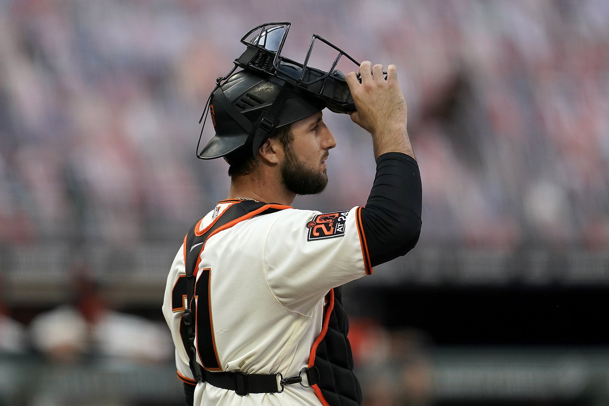 What Giants catcher Joey Bart is learning from 3-time champion Buster Posey