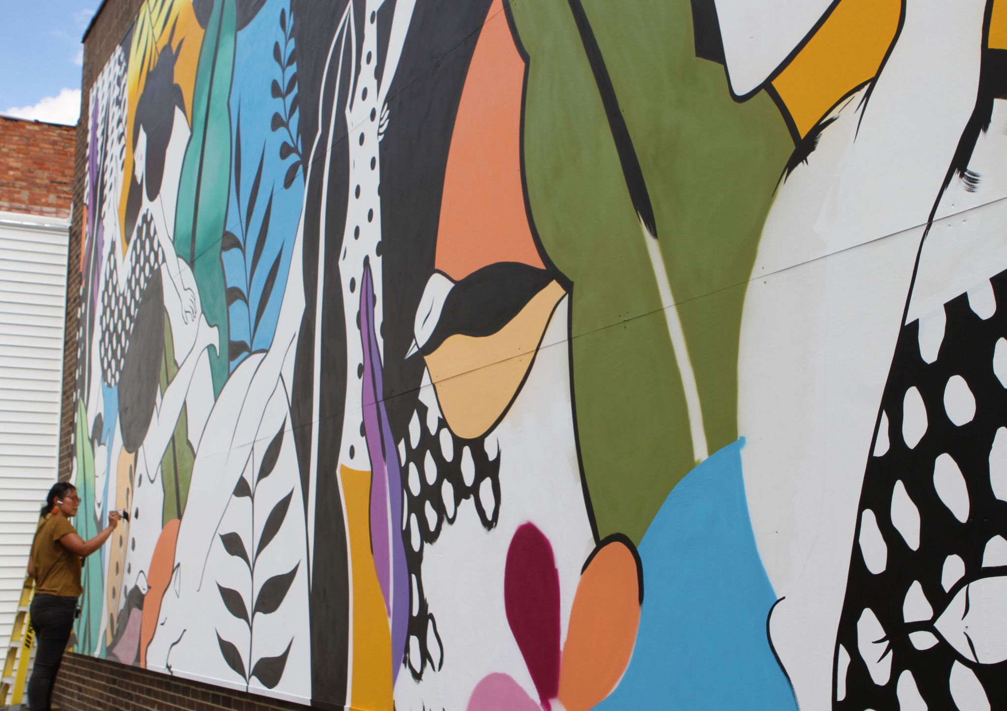 Artist Brings Color To Downtown Big Rapids   RawImage 