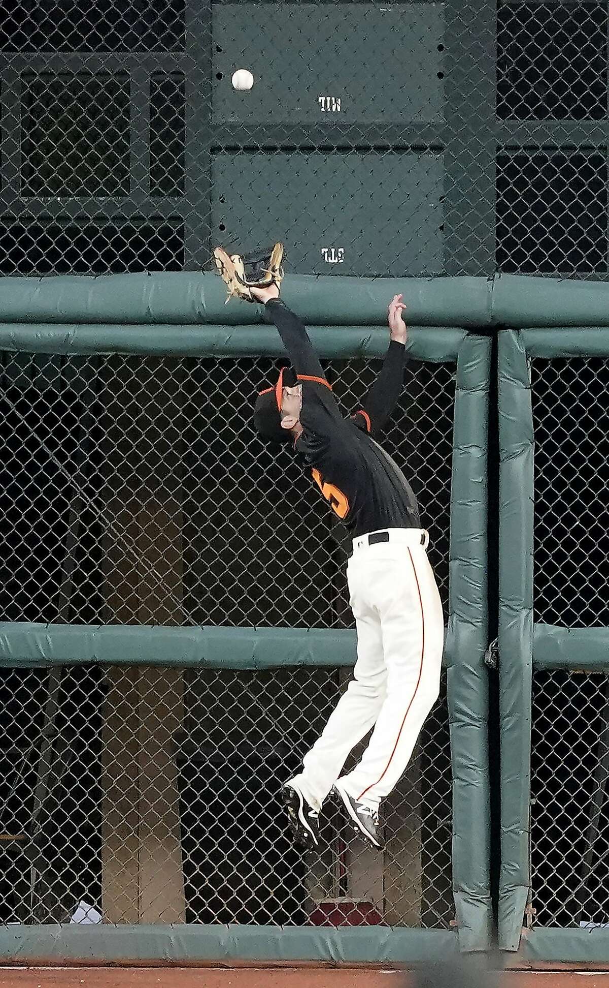 Mike Yastrzemski will play all 3 games vs. Boston Red Sox; grandfather Carl  Yastrzemski will be in attendance Wednesday (reports) 