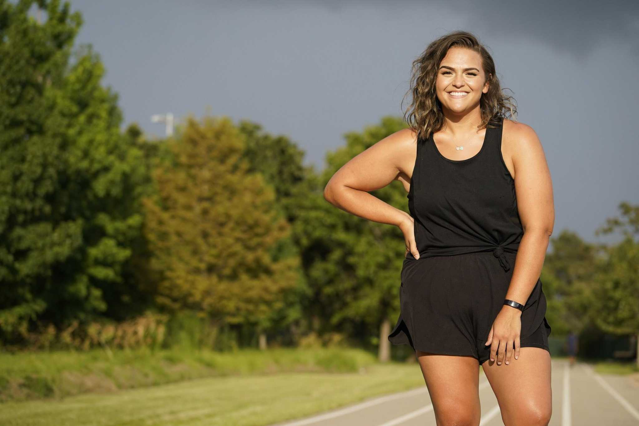 Amy Smith Says She Lost 100 Pounds With A Little Help From Her Friends — And Faith