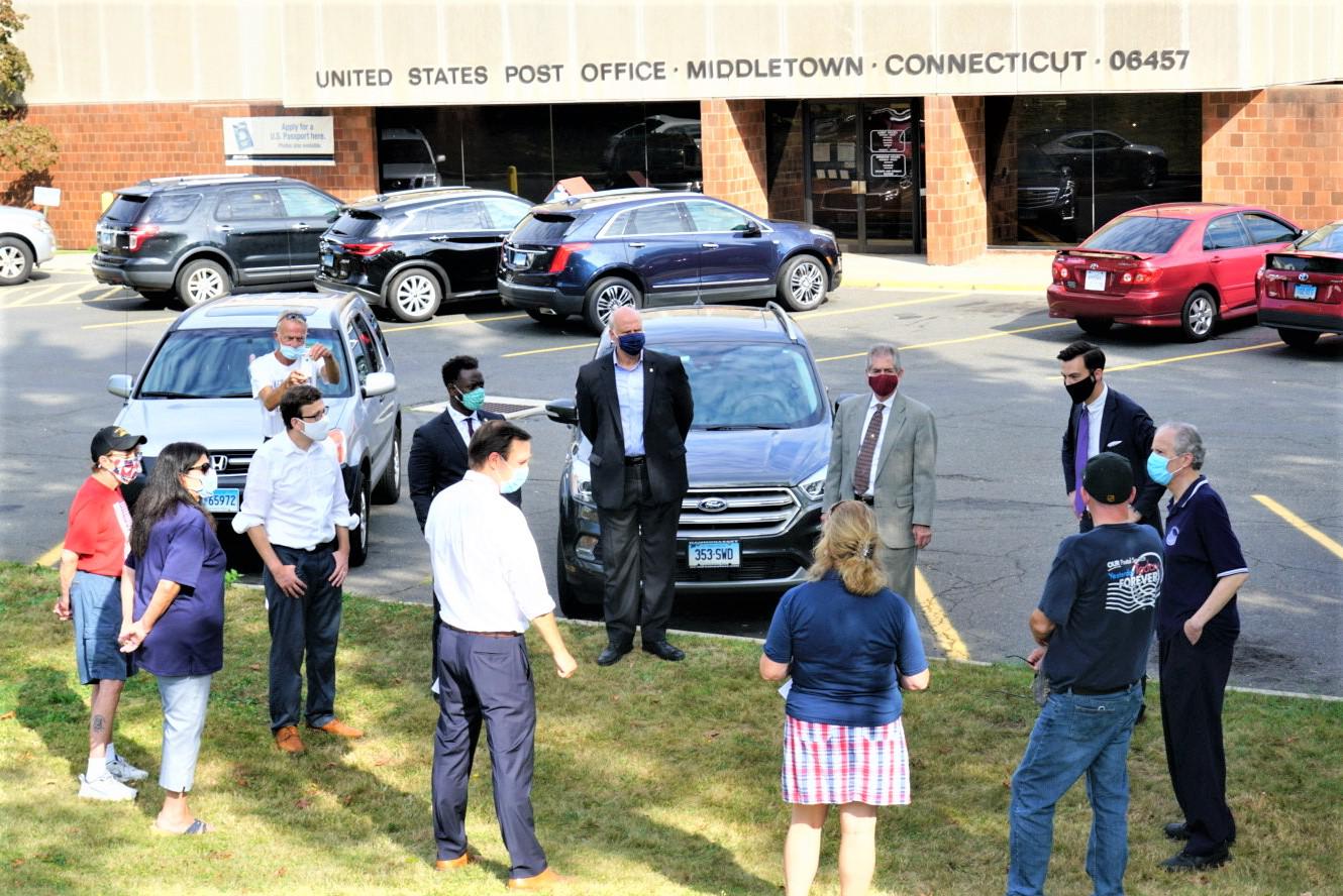 Sen. Murphy demands more post office funding at Middletown rally