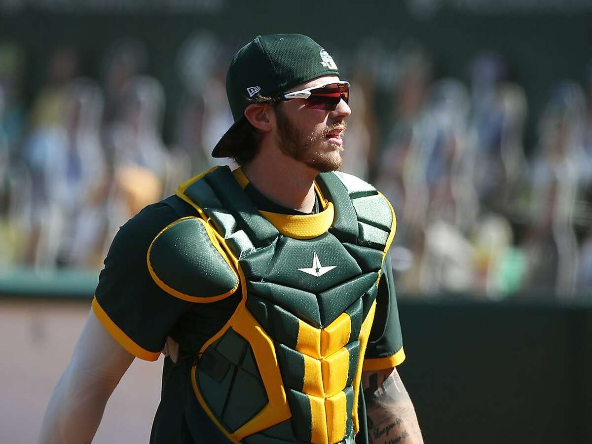 A's catcher Jonah Heim goes 1-for-3 in MLB debut at Texas