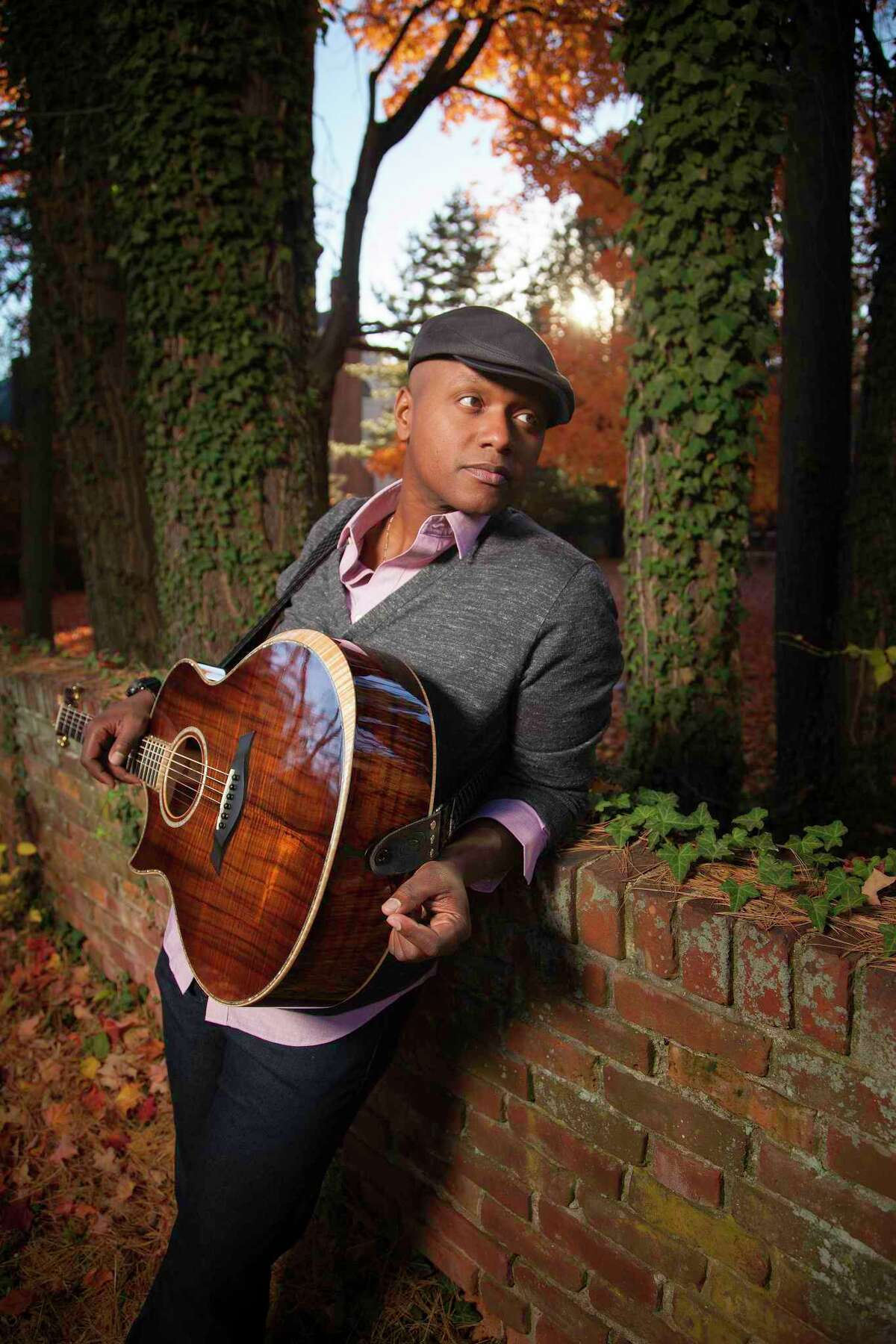 Javier Colon will perform at the Ridgefield Playhouse on Aug. 29.