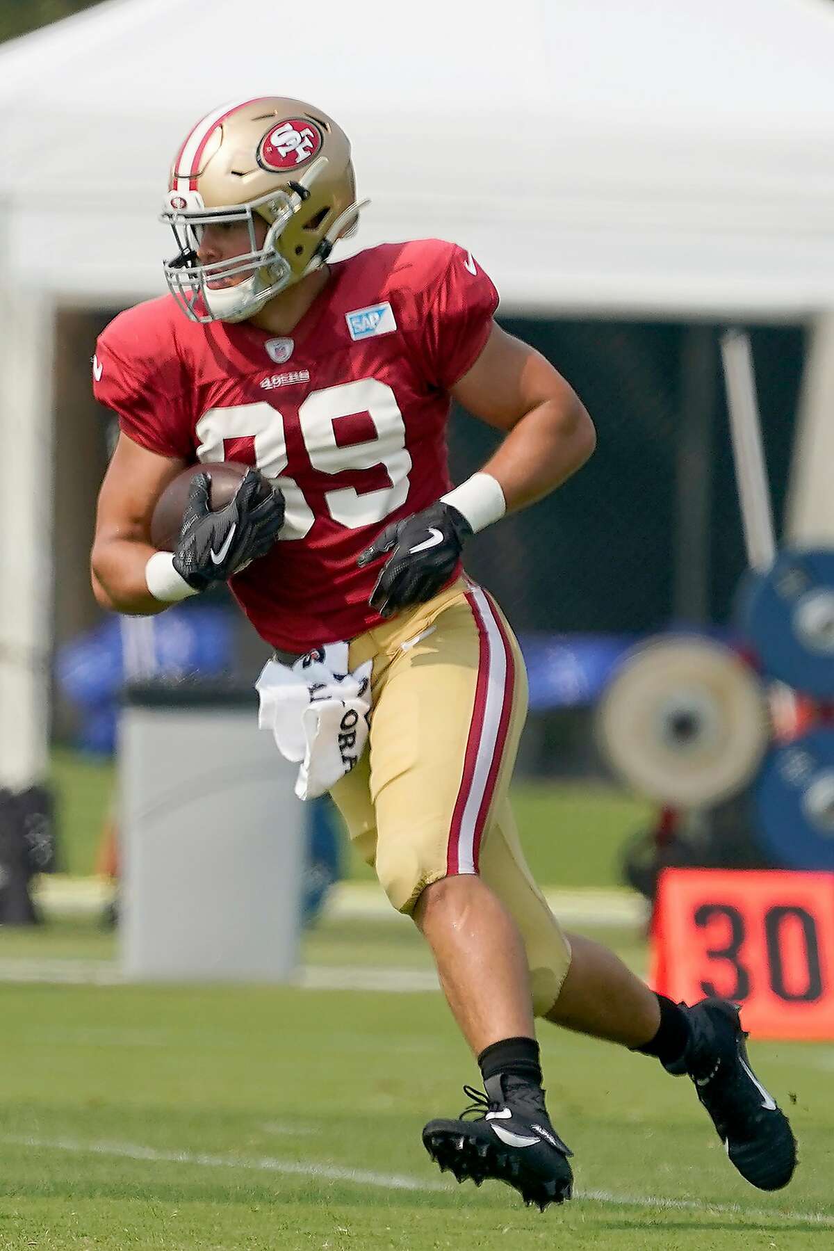 San Francisco 49ers tight end Charlie Woerner (89) in action during an NFL  football game against the Los Angeles Rams, Sunday, Oct. 18, 2020, in Santa  Clara, Calif. (AP Photo/Scot Tucker Stock