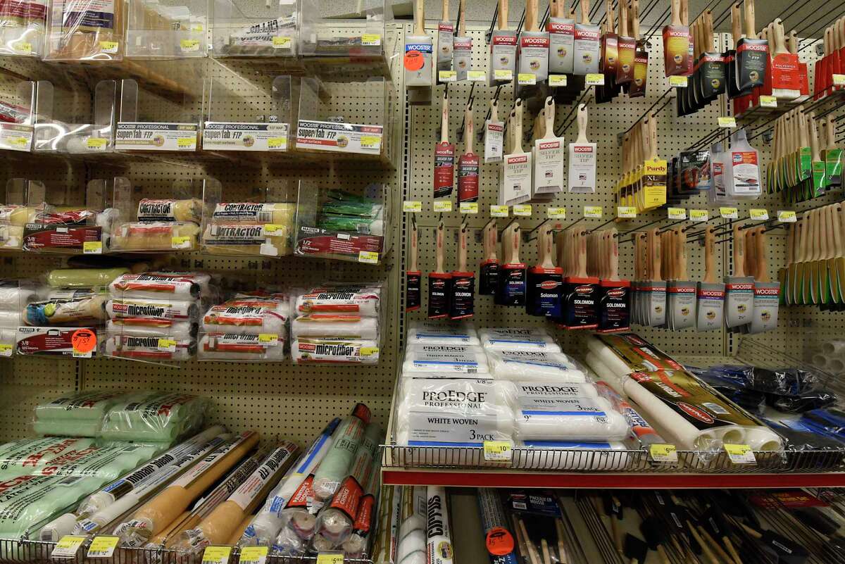 Schenectady's last independent hardware store to close