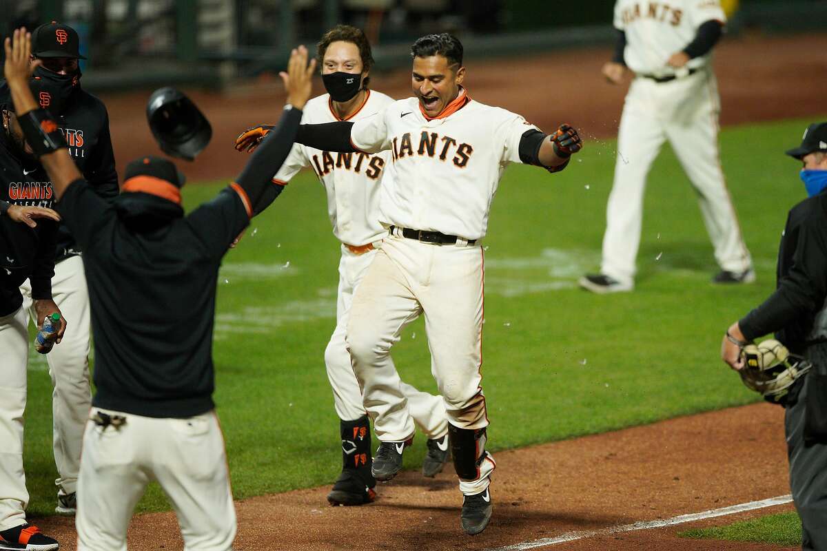 Playoff series for the ages as Dodgers, Giants go to Game 5