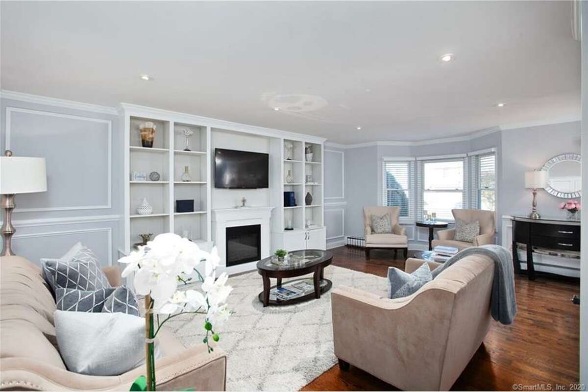 Bridgeport: 25 Jennifer Drive Price: $355,000 Home type: House Bedrooms: 3 | Bathrooms: 1.5 | 2,376 square feet Full listing