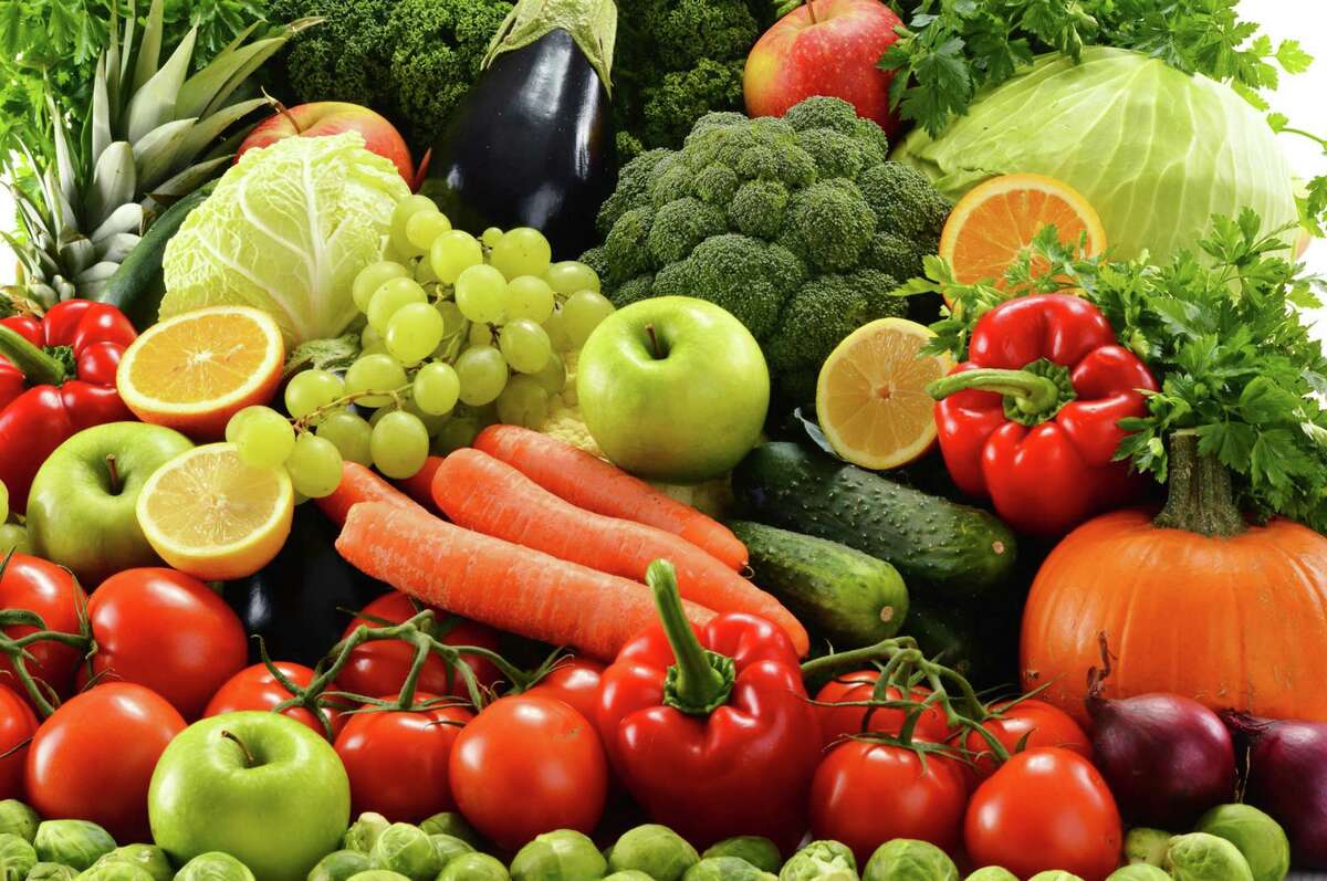 Throughout the month of September, staff and members of the public can buy fresh produce at a farm stand at Bridgeport Hospital’s Milford campus. (Photo courtesy Fotolia/TNS)