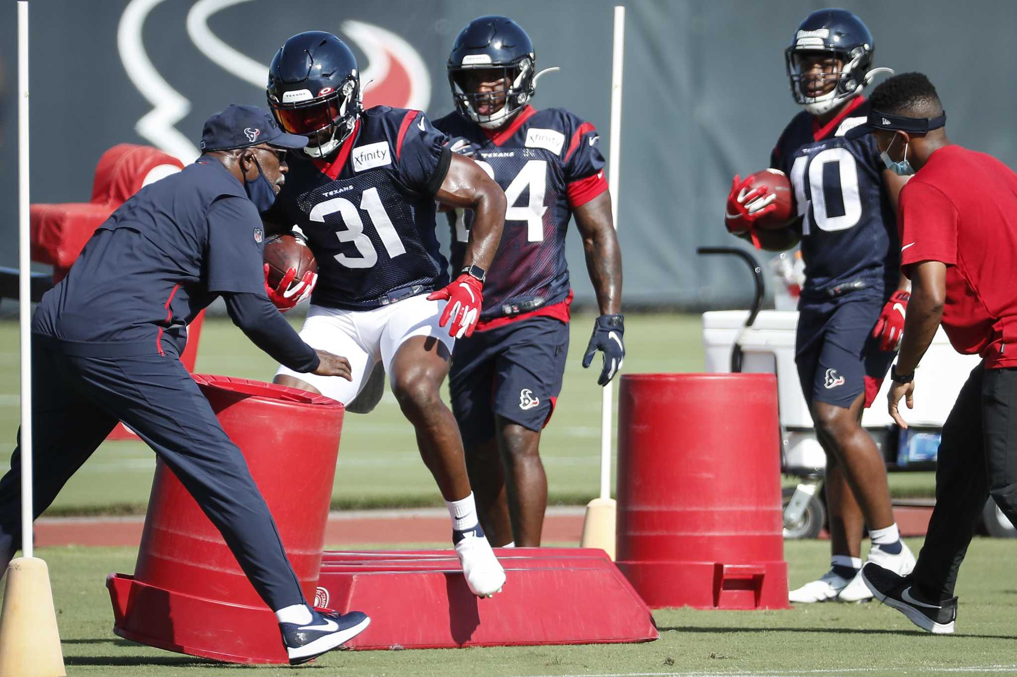 McClain Texans starters, roster essentially set