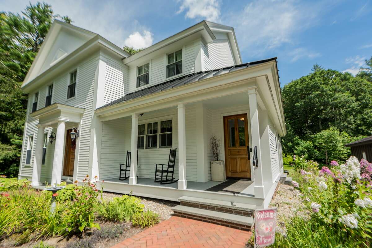 House of the Week Greek Revival in Wilton