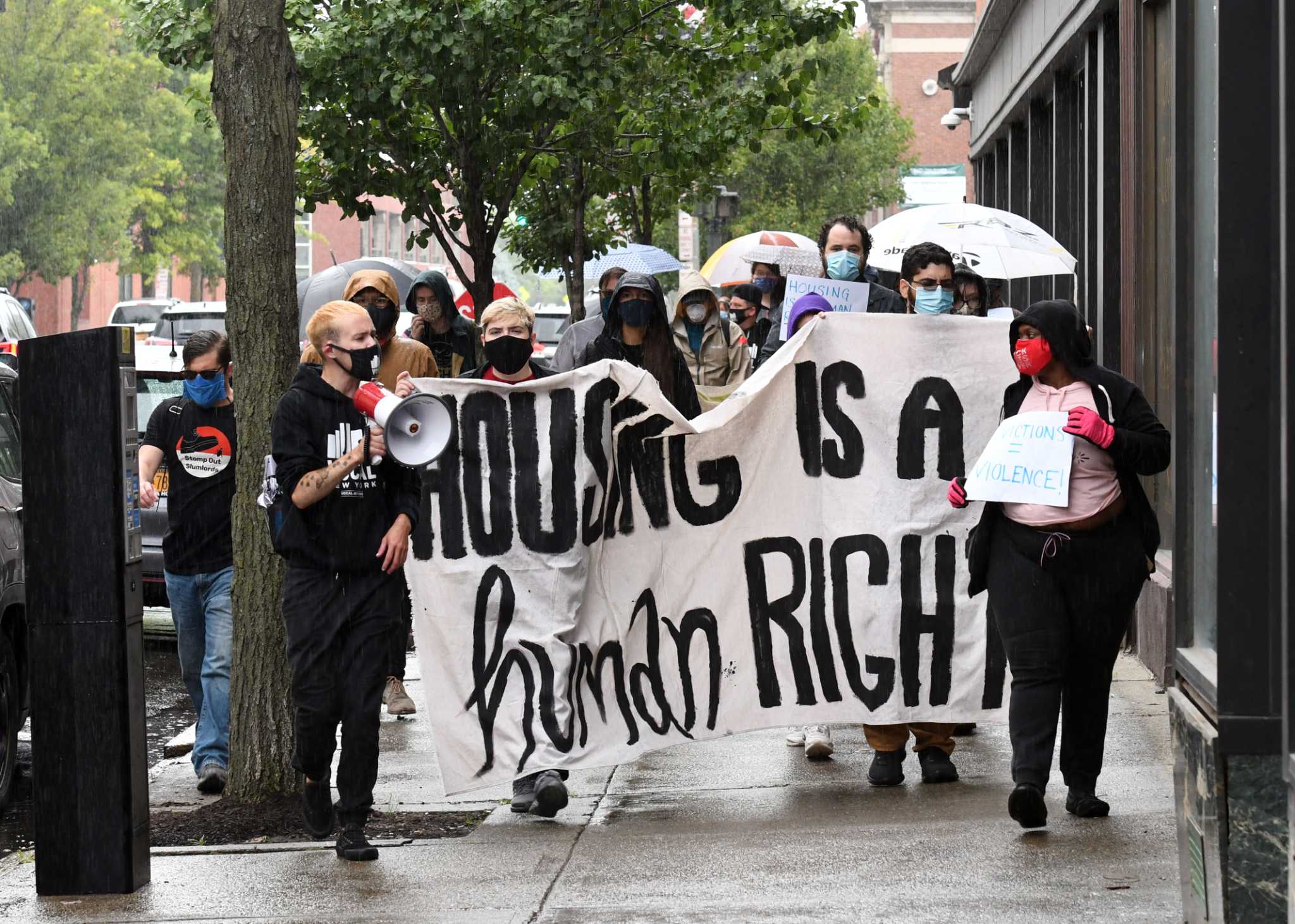 New York lawmakers consider rare Dec. session to strengthen eviction moratorium - Vimarsana News