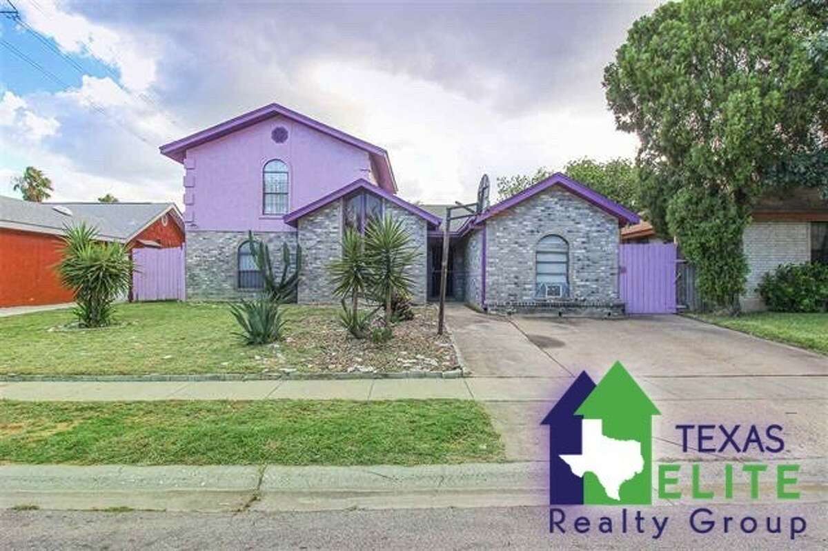 8672 Northridge Loop. Click the address for more information.  BEDS: 5 BATHS: 3 Northridge Home with Pool Subdivision: Northridge AMENITIES: Dining Room, Washer & Dryer Hookups, Swimming Pool Ernie Rendon: (956) 286-6692, ernie@txeliterealty.com
