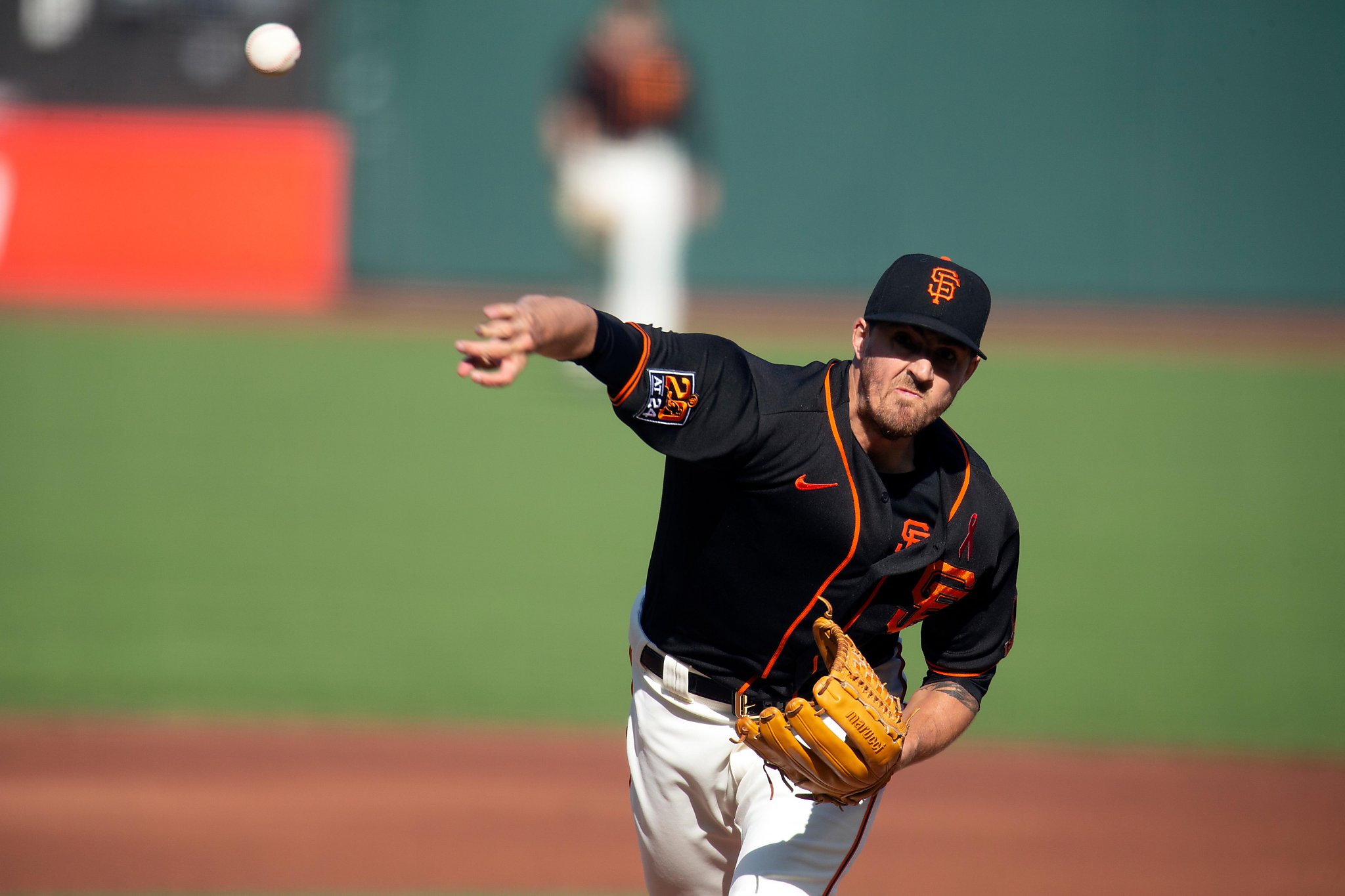 SF Giants shut down by Clayton Kershaw in 7-0 loss to Dodgers