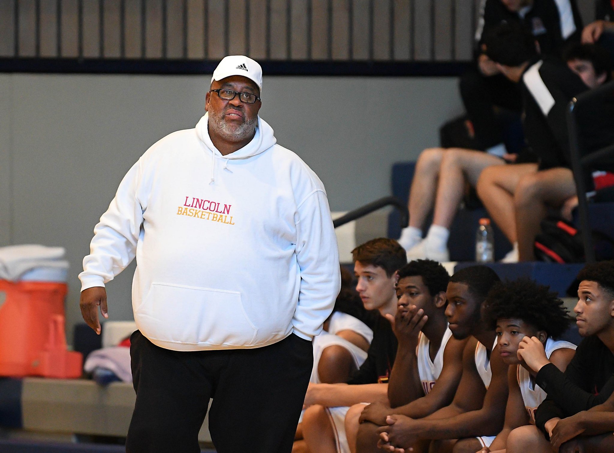 After state championship letdown, Lincoln basketball team isn't letting up