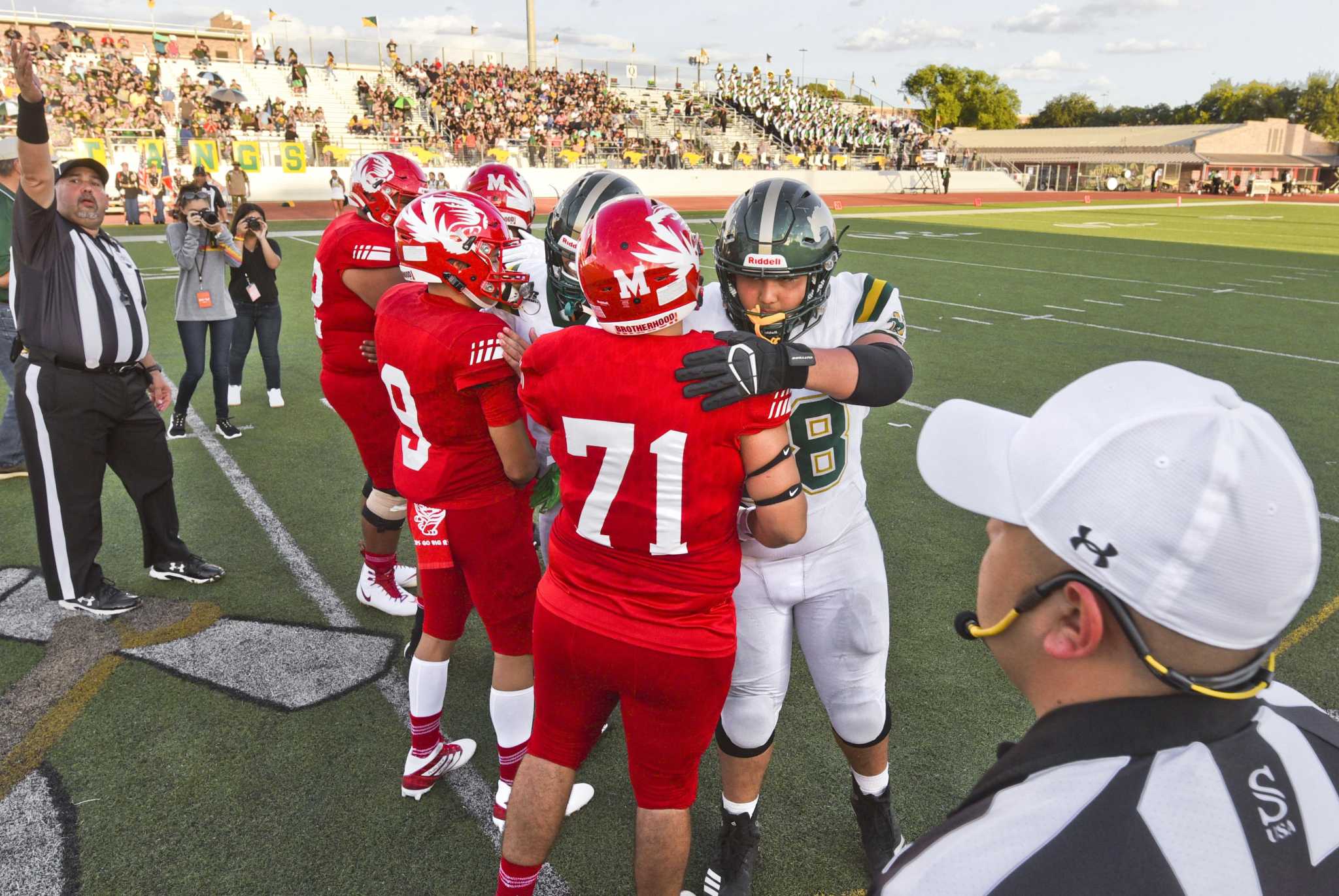 Laredo programs remain ready As high school football kicked off in