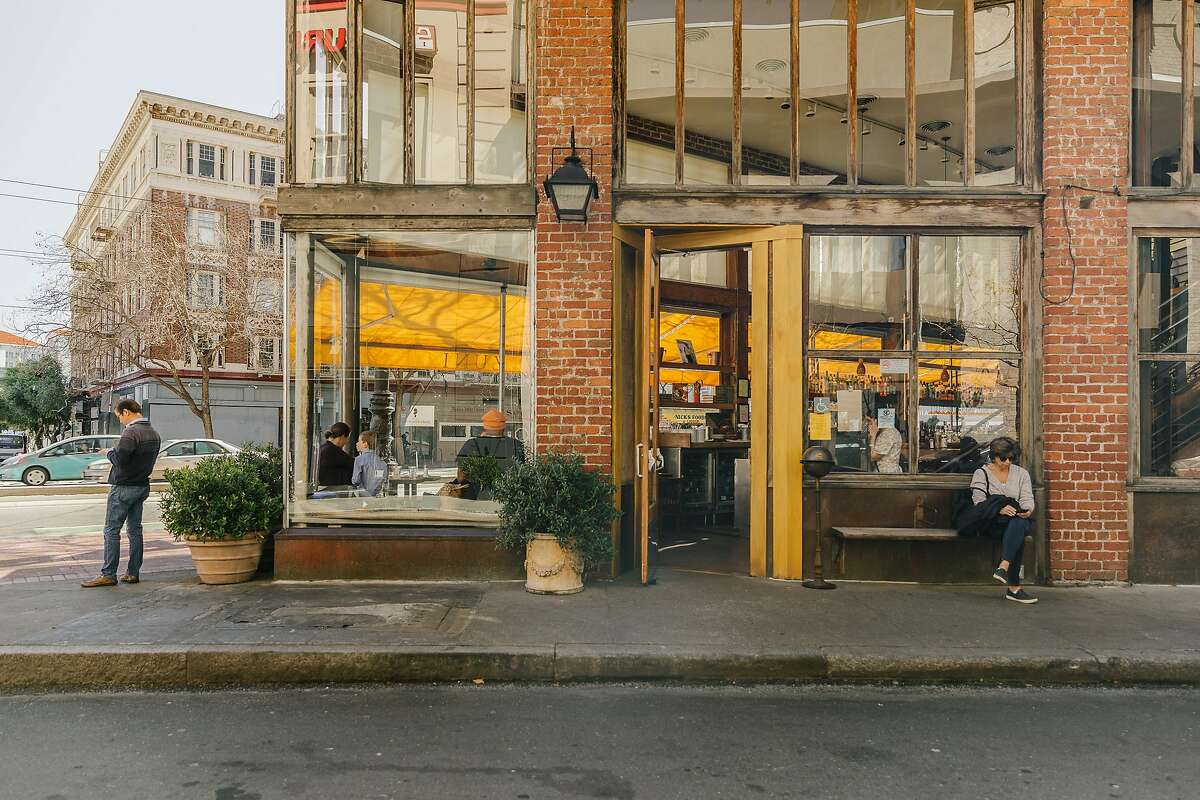 Legendary S.F. restaurant Zuni Cafe will add 20% service charge to bills when it resumes indoor dining in a few weeks.