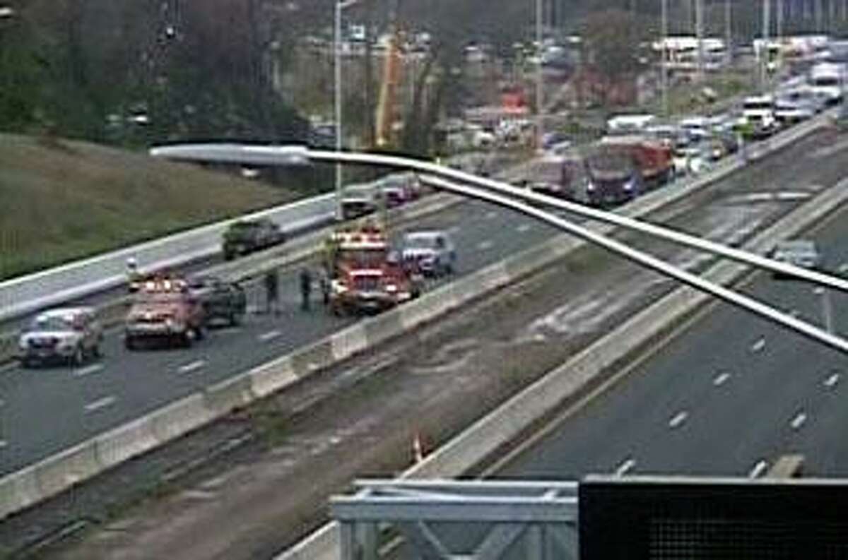 I91 north in Hartford reopens after crash