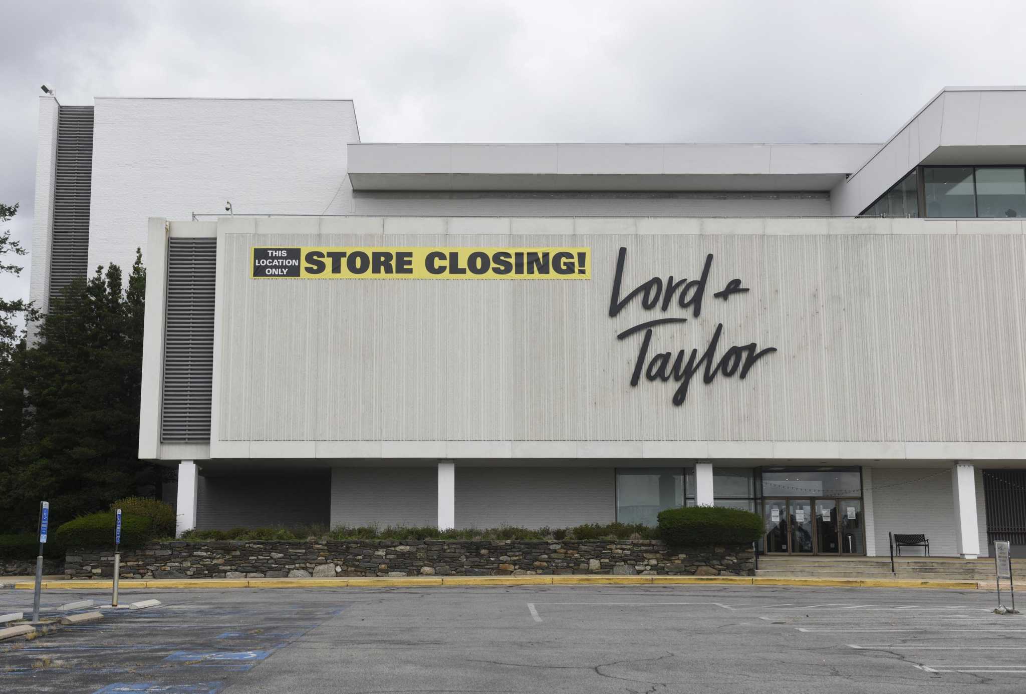 Lord and Taylor, The Lord and Taylor store in the Collectio…