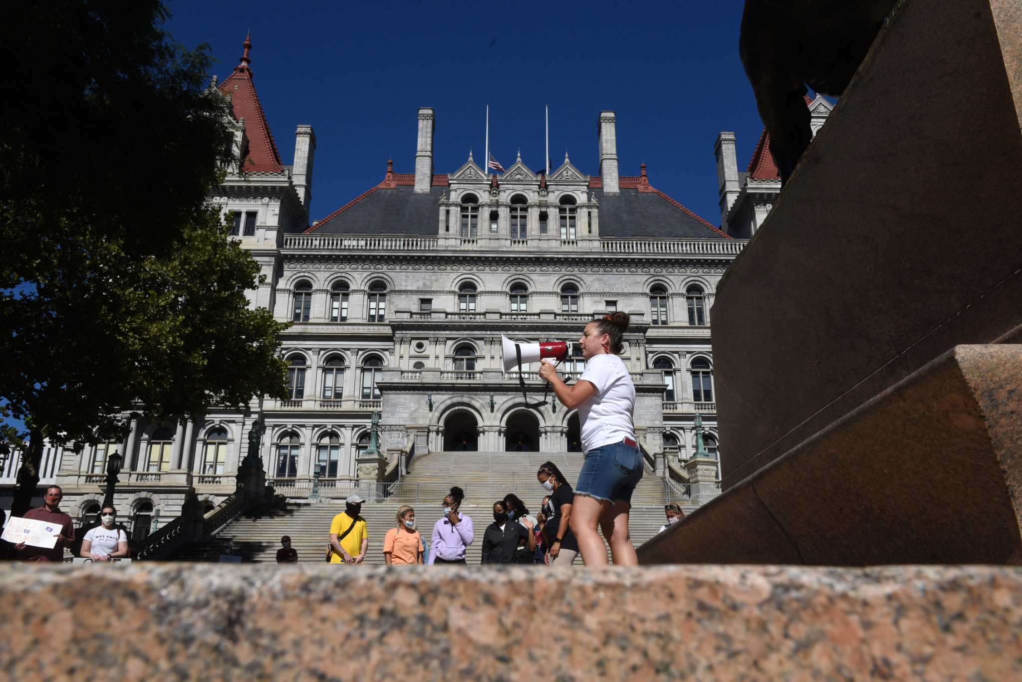 Letter: Don't rush reopening state Capitol - Vimarsana News
