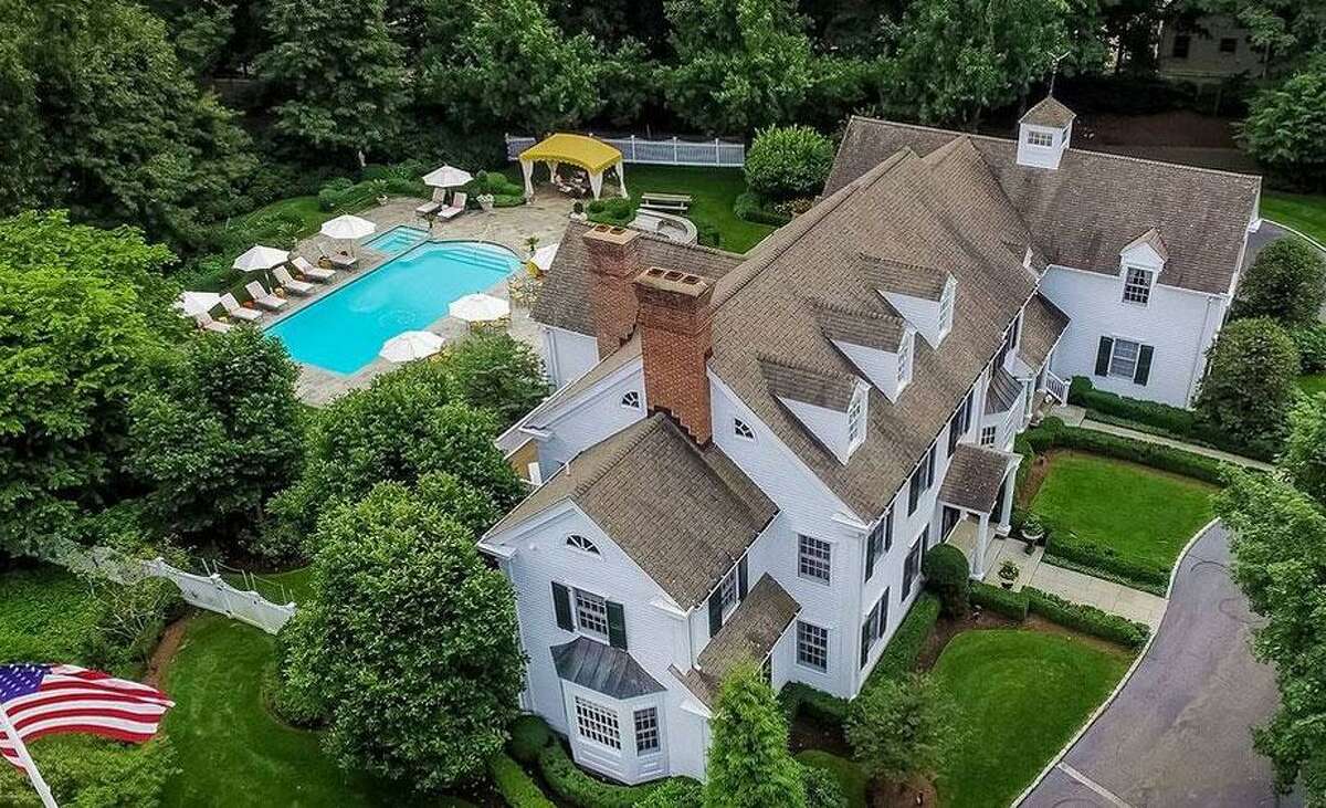 368 Nod Hill Road: Bridget A. Casey to James and Sandra Cassidy, $1,600,000.
