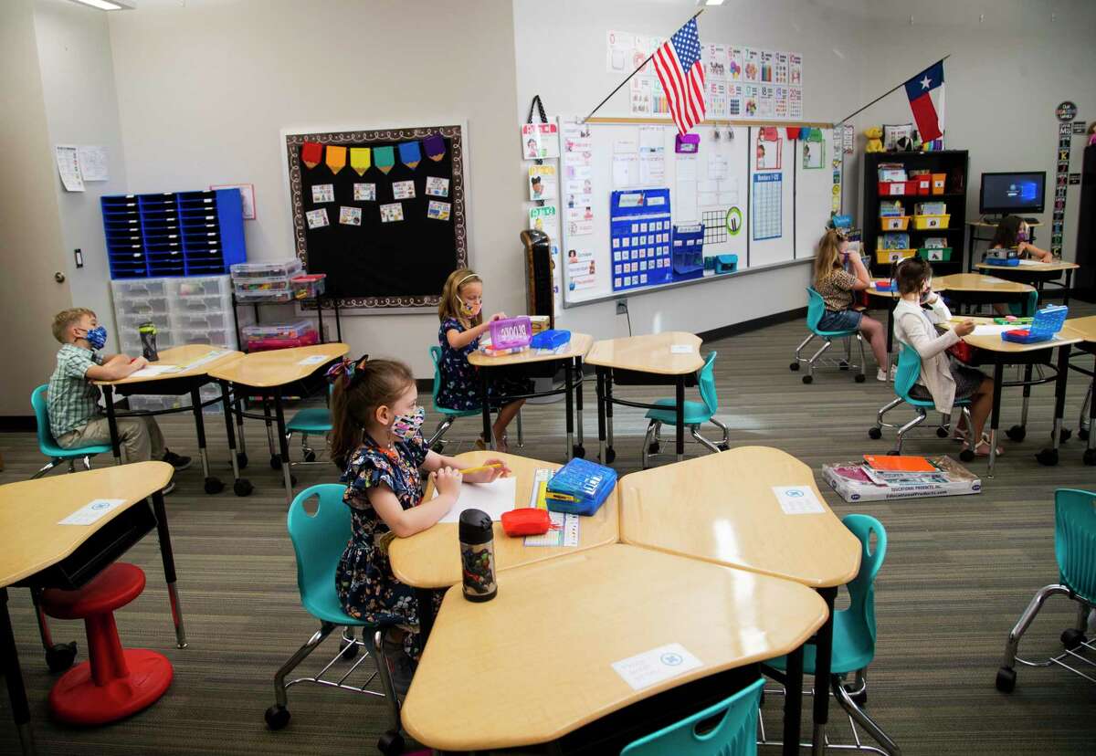 Thousands of students head back to Houstonarea classrooms Tuesday for first time since March