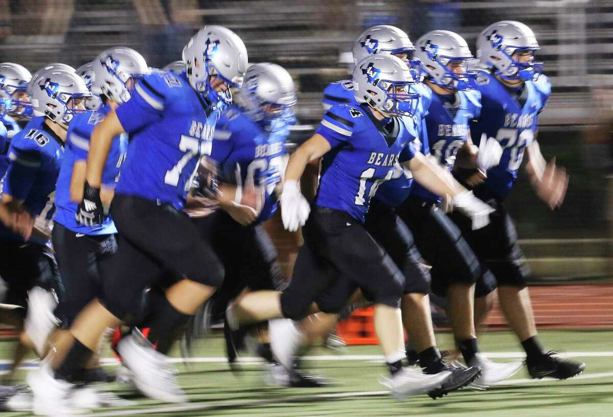 La Vernia Takes Advantage Of Navarro s Mistakes La Vernia Takes Advantage Of Navarro s Mistakes
