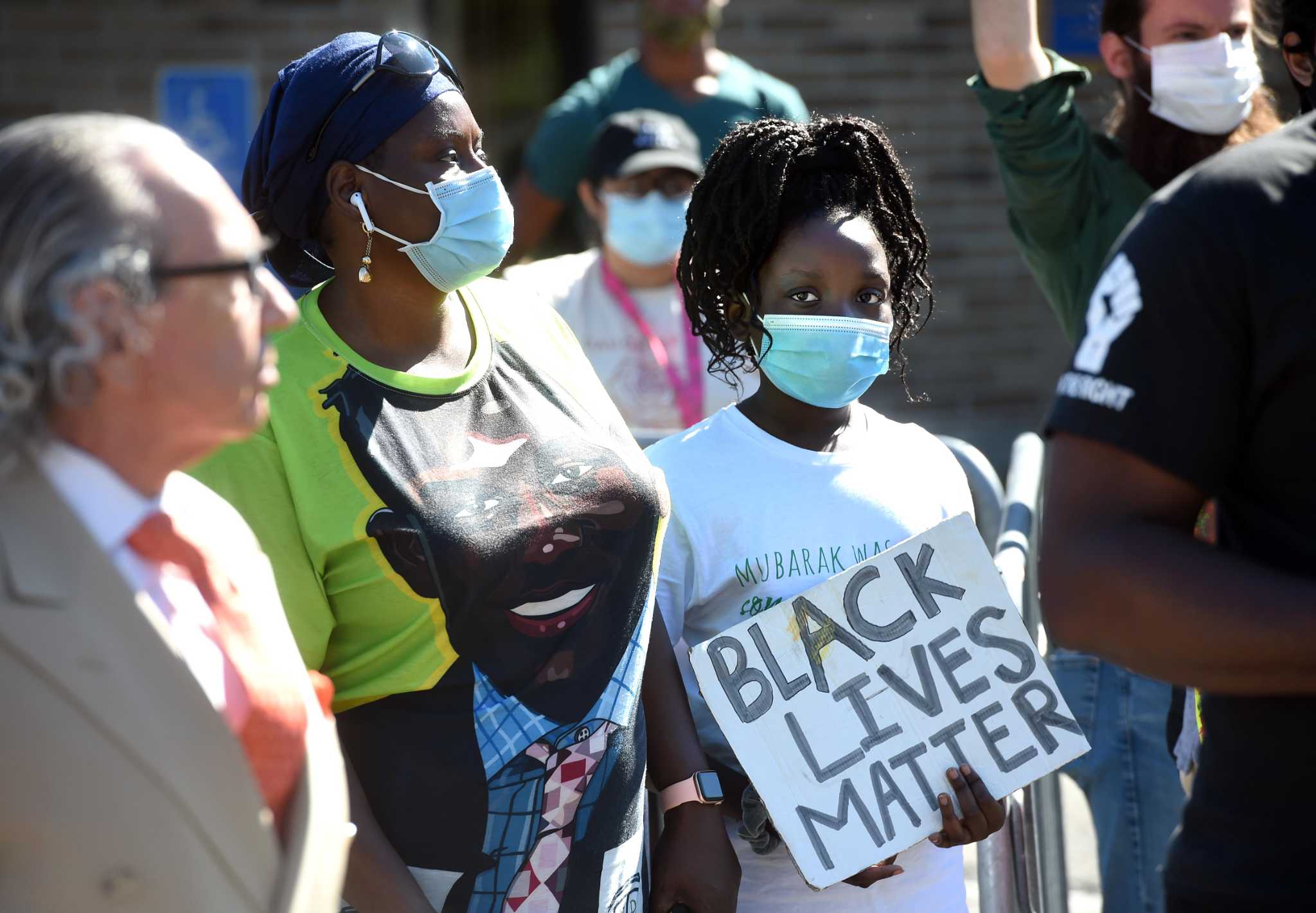 Family of teen fatally shot by state trooper protests slow pace of ...