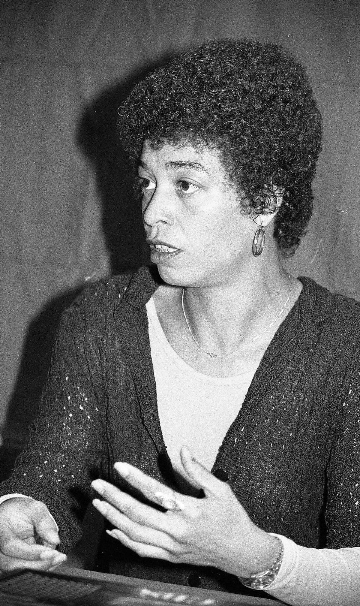 the angela davis reader