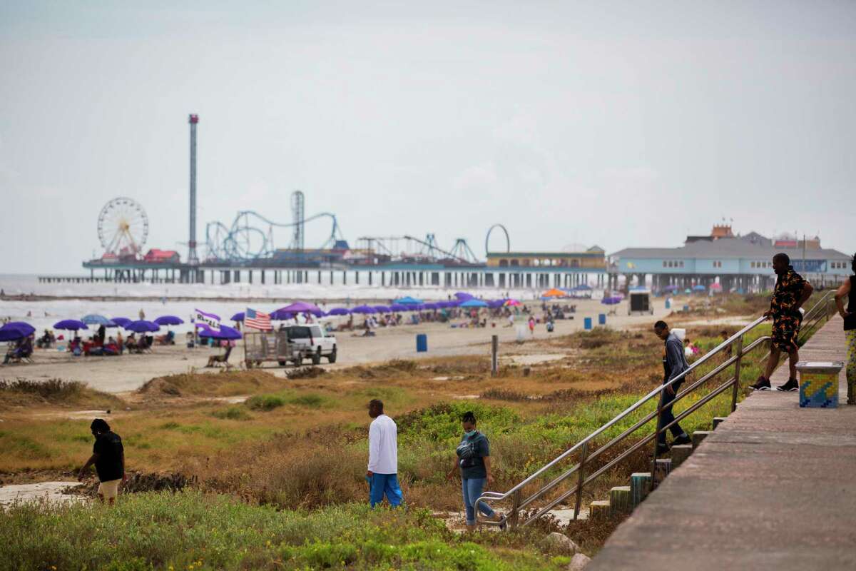 ‘Very crucial’ holiday weekend heats up in Galveston