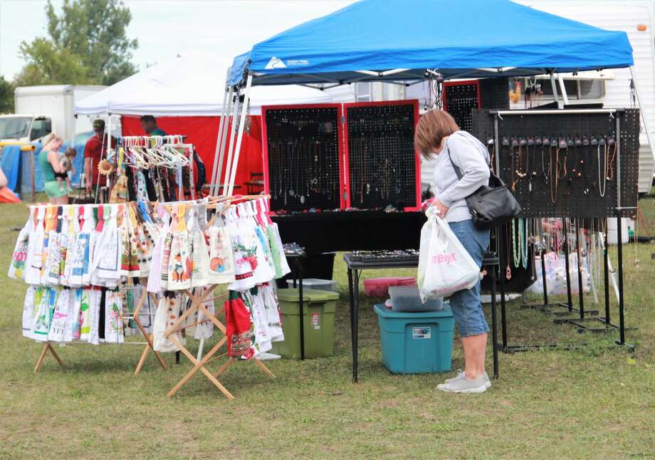 Morley Market draws large crowd Big Rapids Pioneer