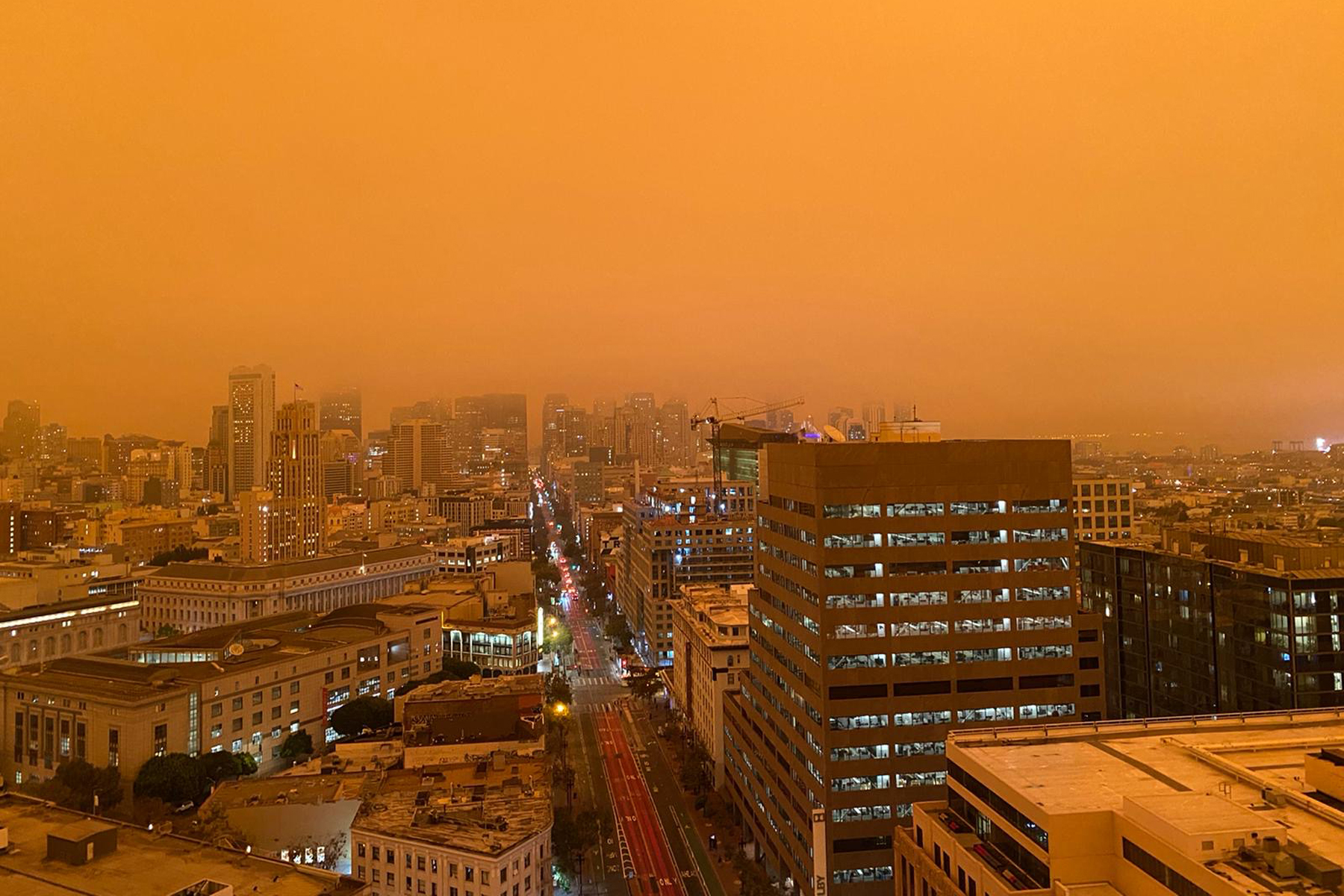 San Francisco Giants to host Mariners despite ominous orange skies in Bay  Area 